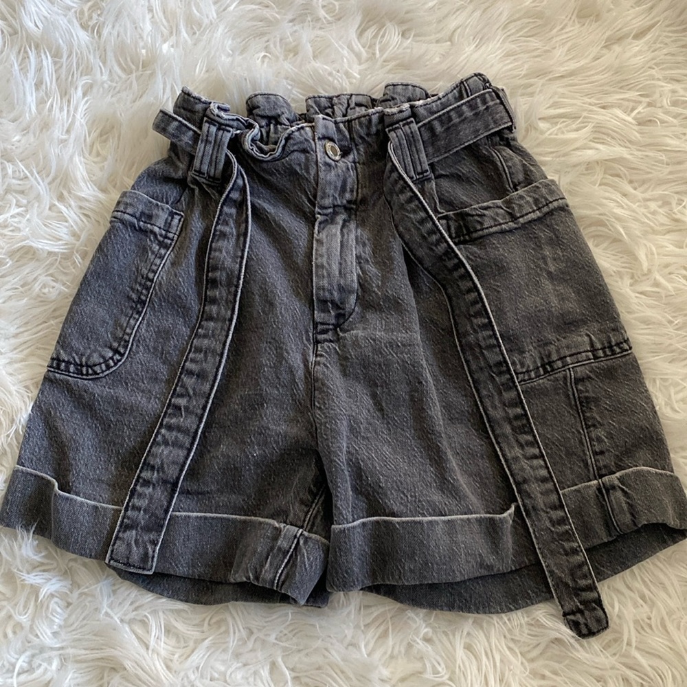 ZARA DENIM JEAN SHORTS M (kids)